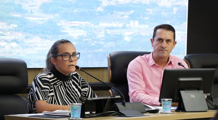 Secretaria de Saúde presta contas em audiência na Câmara Municipal